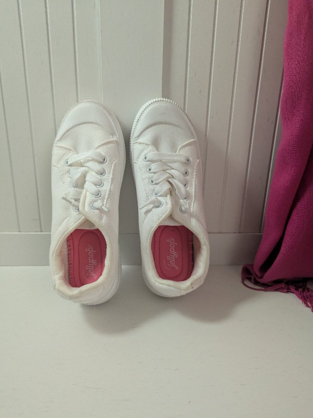 JellyPop white sneakers 10M